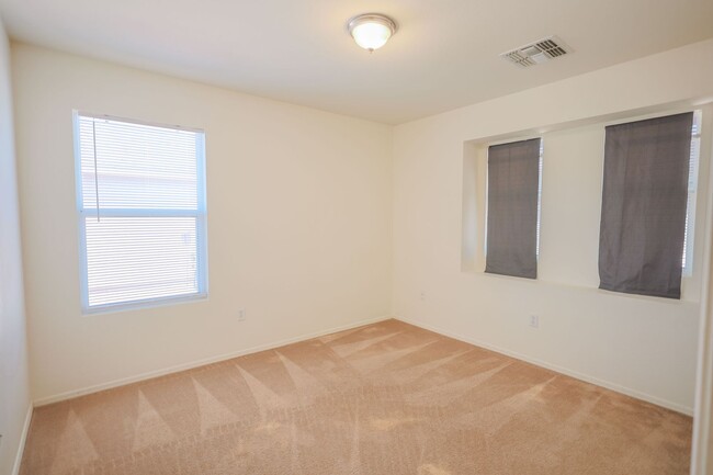 Building Photo - AVAILABLE NOW!! Tucson Mountain Village 3 ...