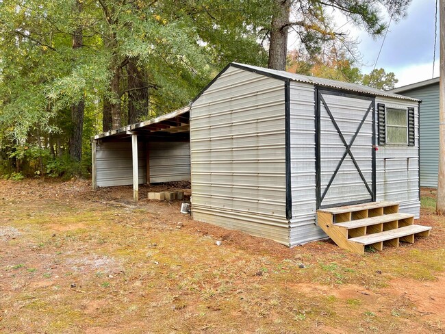 Building Photo - 3 Bed/2 Bath Rancher Near Lake Gaston