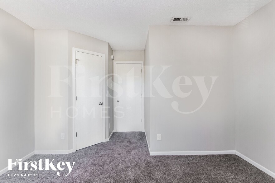 Building Photo - 2006 Orchid Bloom Ln