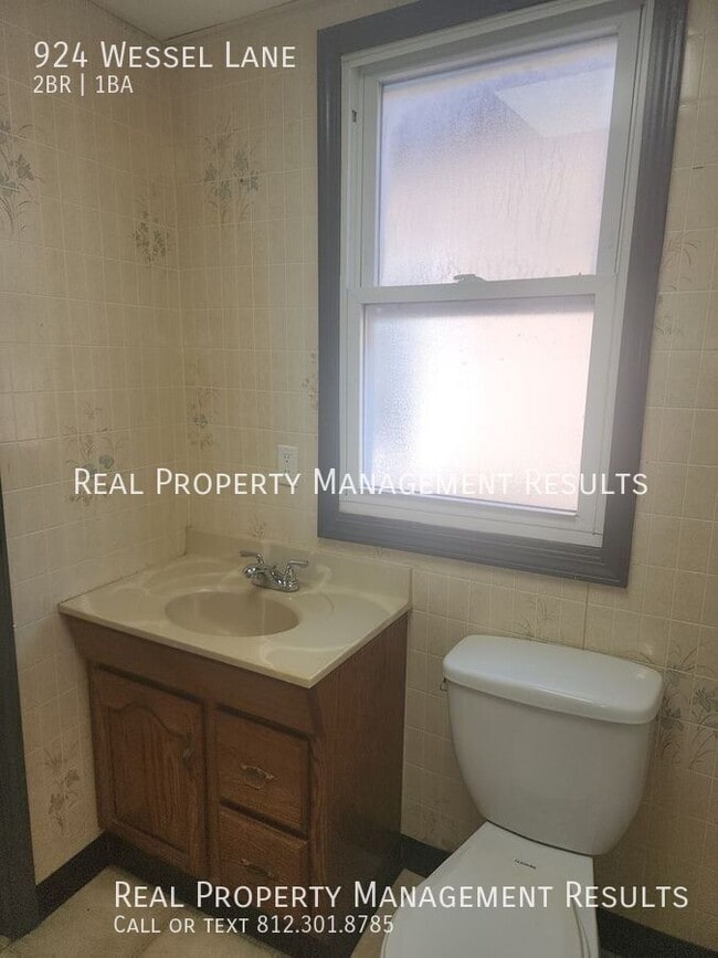 Building Photo - 924 Wessel Ln