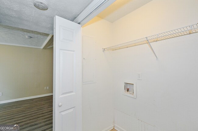 Building Photo - 2624 Country Trace SE