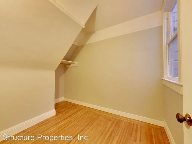 Building Photo - 478 Sanchez St