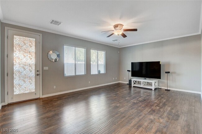 Building Photo - 44 Delighted Ave