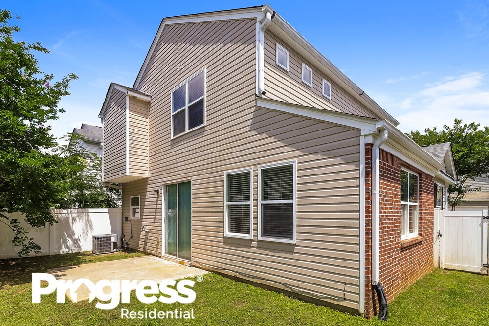 Building Photo - 284 Hiawassee Dr