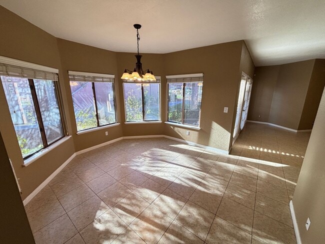 Building Photo - Stunning 3Bed/2Bath/2Car 1st Floor Condo with Private Yard, and Luxurious Amenities! $300 Off Mov...