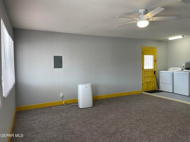 Building Photo - 10604 Fieldrock Ct