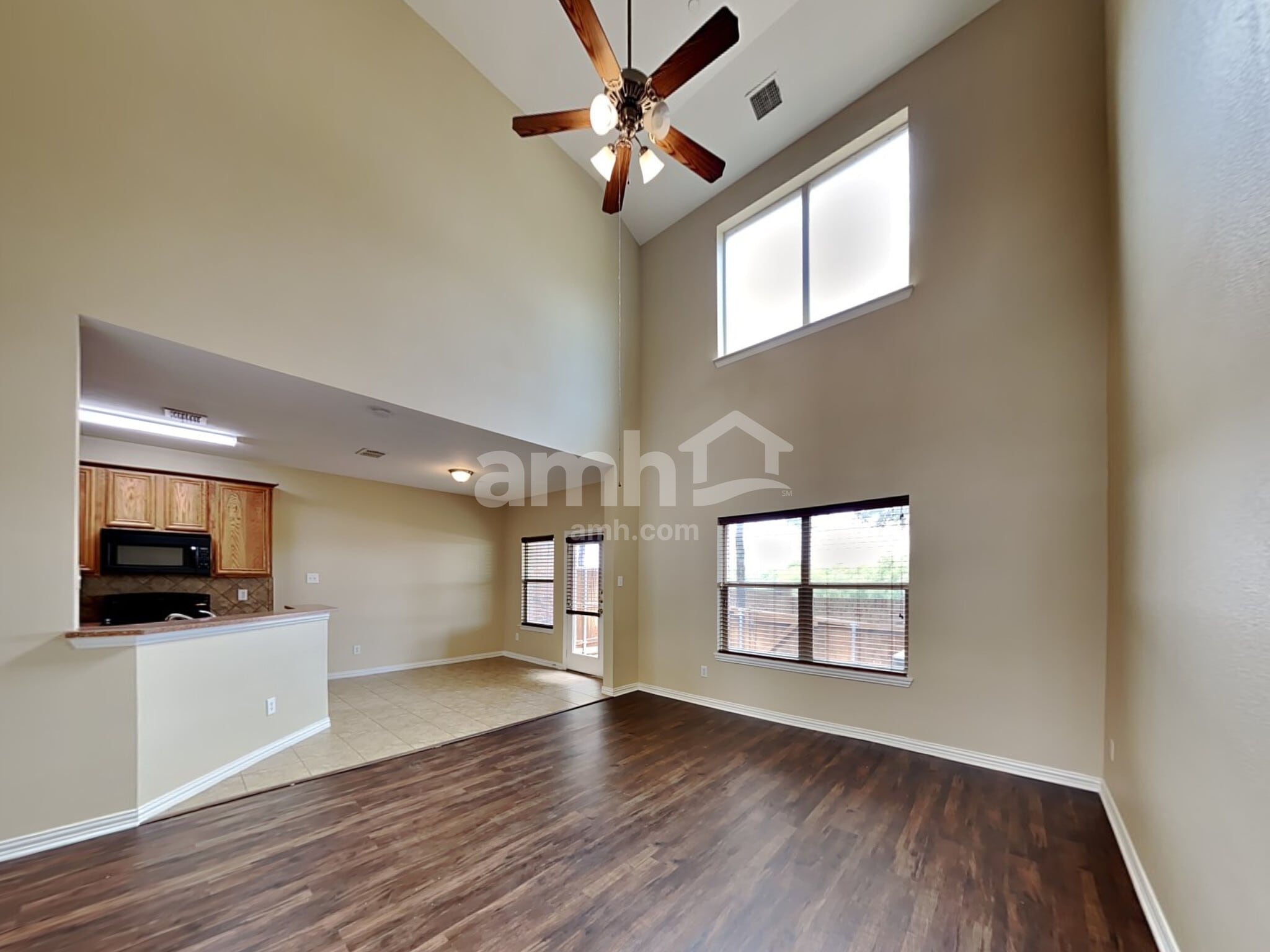 Building Photo - 3706 Boxwood Dr