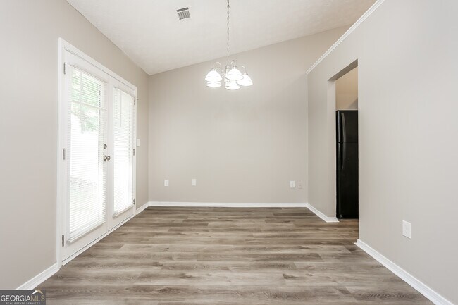 Building Photo - 6525 Alford Way