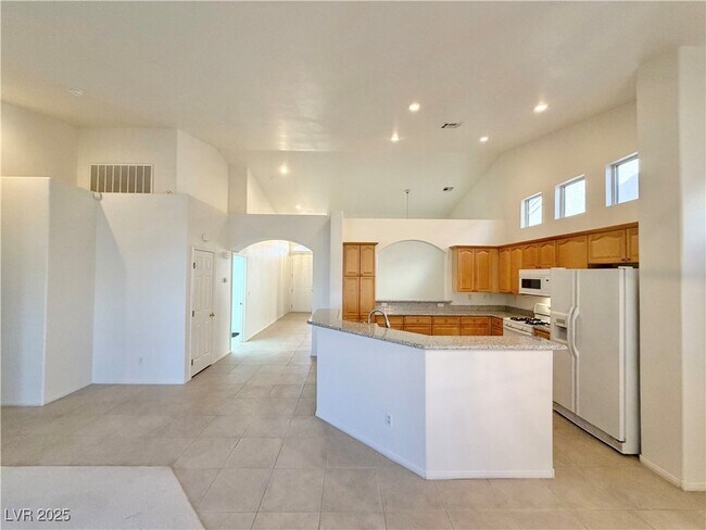 Building Photo - 2842 Altair St