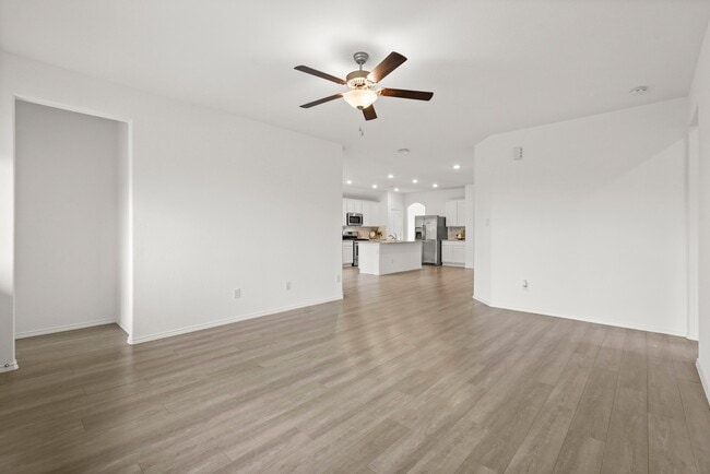 Building Photo - 9919 Willow Crown Ln