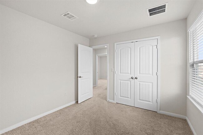 Building Photo - 228 Brooklyn Dr