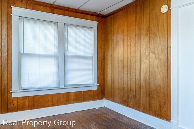 Building Photo - 8 br, 4 bath House - 1611 University Ave.