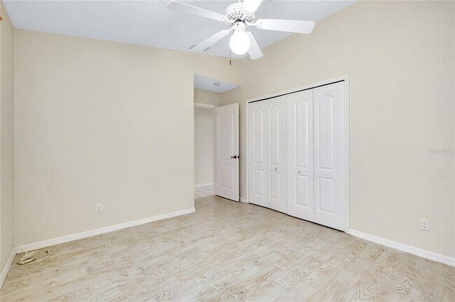 Building Photo - 15140 Lyneburg Ave