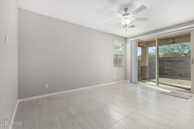 Building Photo - 24080 N 162nd Ln