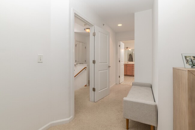 Building Photo - 152 Finstad Dr