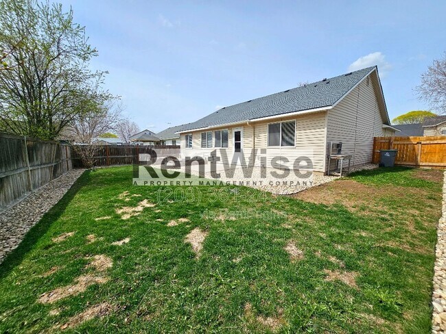 Building Photo - 13307 W Satinleaf Dr