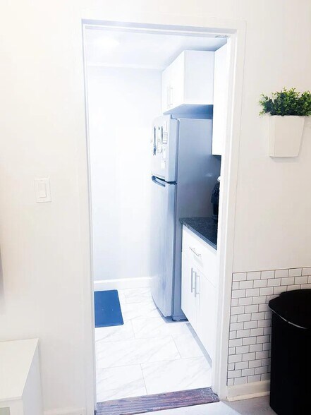 Building Photo - 2141 I St NW