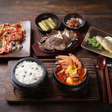 Building Photo - 111 Normandie Ave