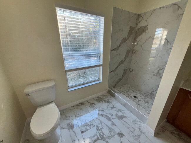 Building Photo - 3/2 Home in Sun Valley SW Ocala