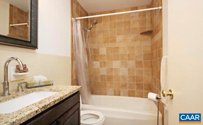 Building Photo - 163 Hessian Hills Way