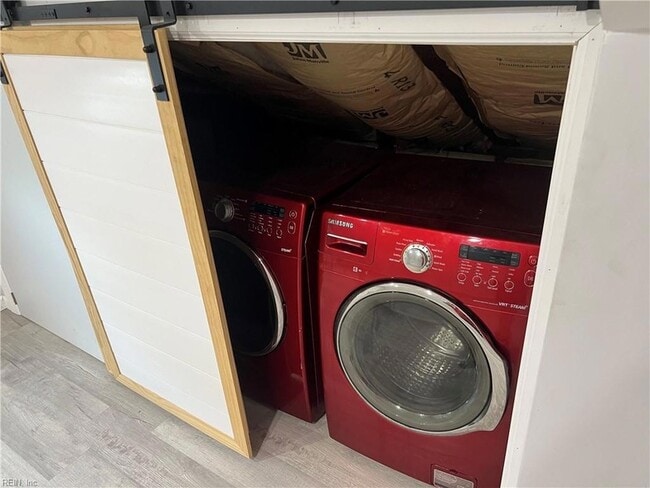 Building Photo - 360 Staten St