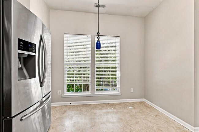Building Photo - 11520 Destin Ln