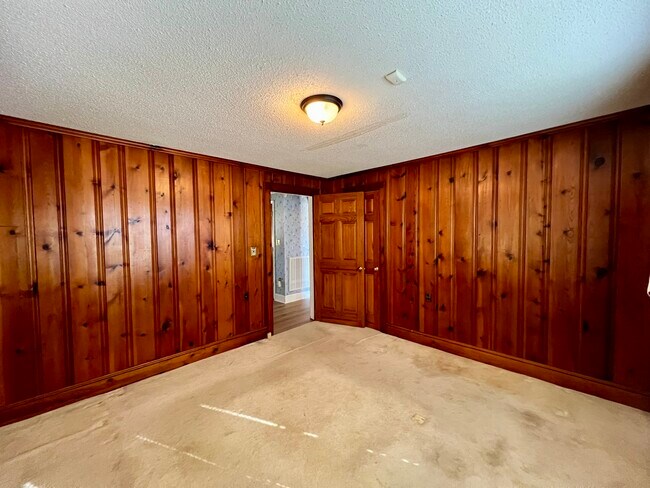 Building Photo - 9532 Harwood Ln