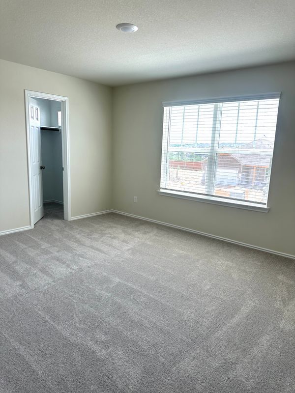 Building Photo - 401 Kapok St