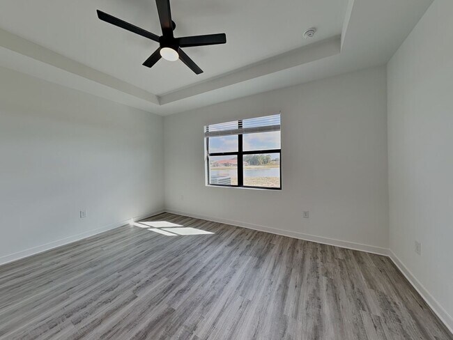 Building Photo - 26483 Explorer Rd