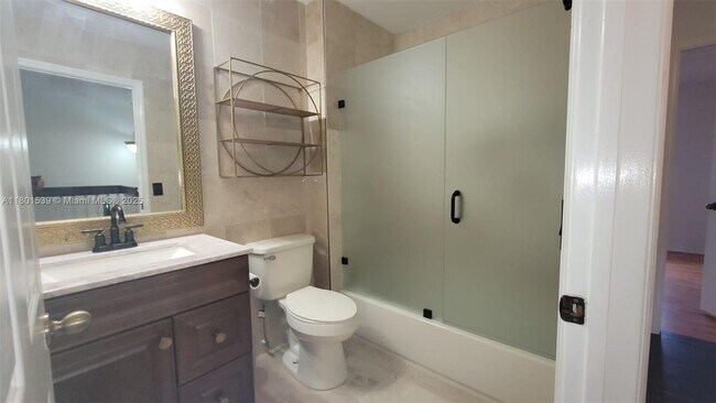 Building Photo - 10155 SW 163rd Pl