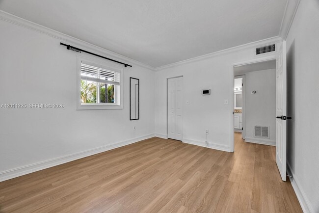 Building Photo - 8607 SW 68th Ct