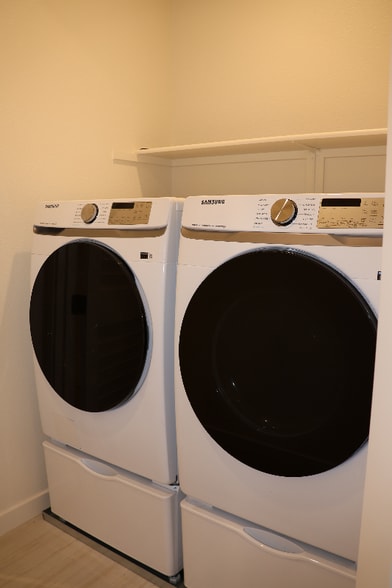 Building Photo - 213 Wellness Wy