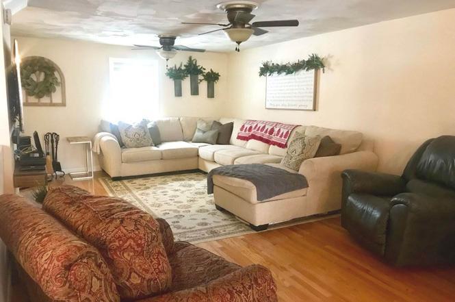 Building Photo - 181 E Shore S