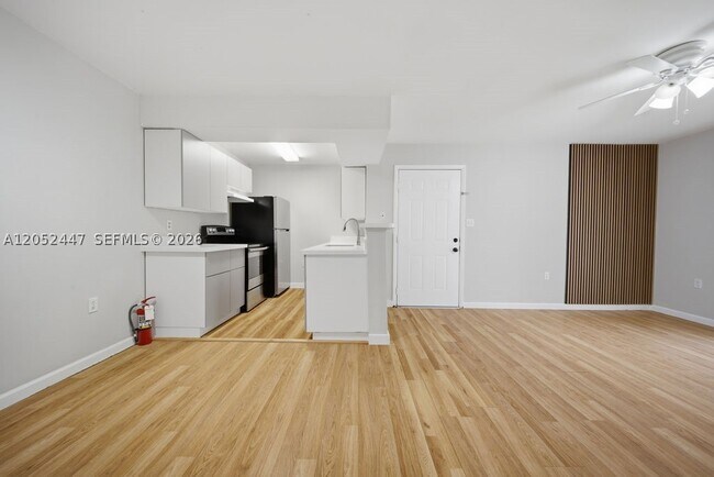 Building Photo - 15560 SW 104th St