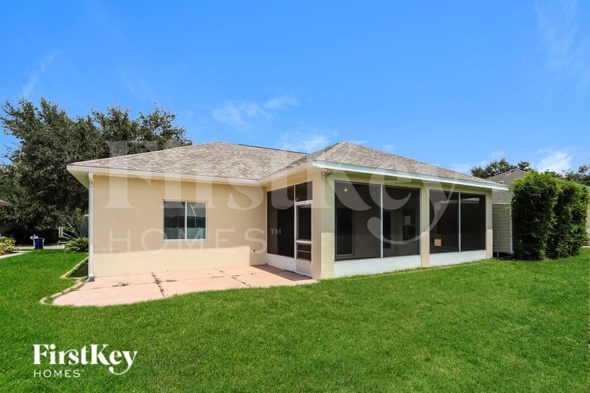 Building Photo - 6346 35th Ave Cir E