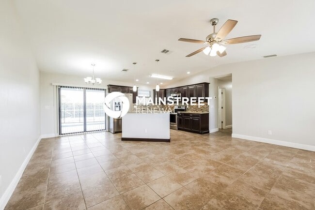 Building Photo - 3 Bedroom Pet-Friendly Home in Cape Coral,...
