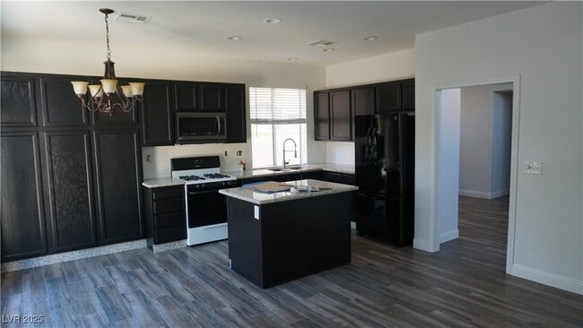 Building Photo - 9428 Aspen Glow Dr