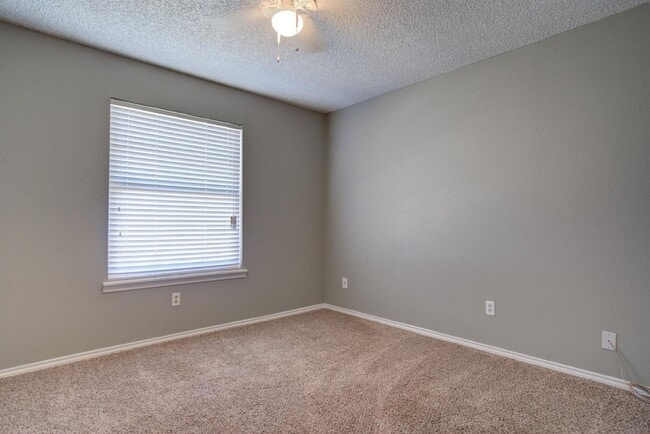 Building Photo - Pre-leasing this Beautiful 3/2/2 Home! Available JULY 1st