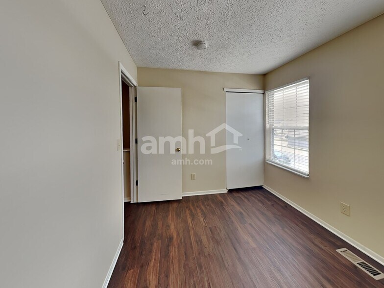 Building Photo - 6224 Wrothston Dr