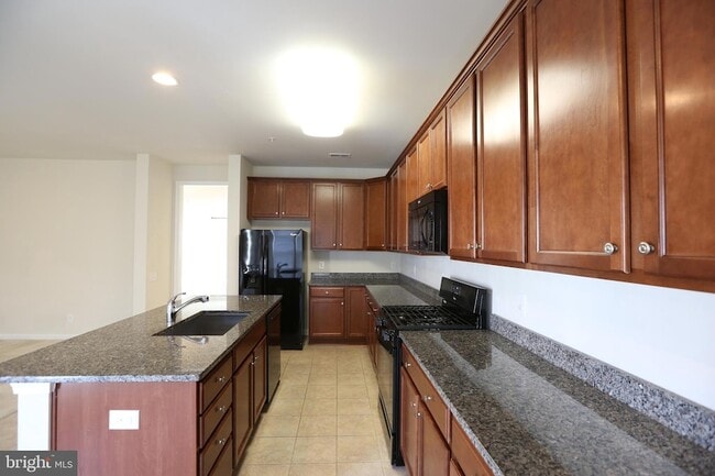 Building Photo - 20592 Geddes Terrace