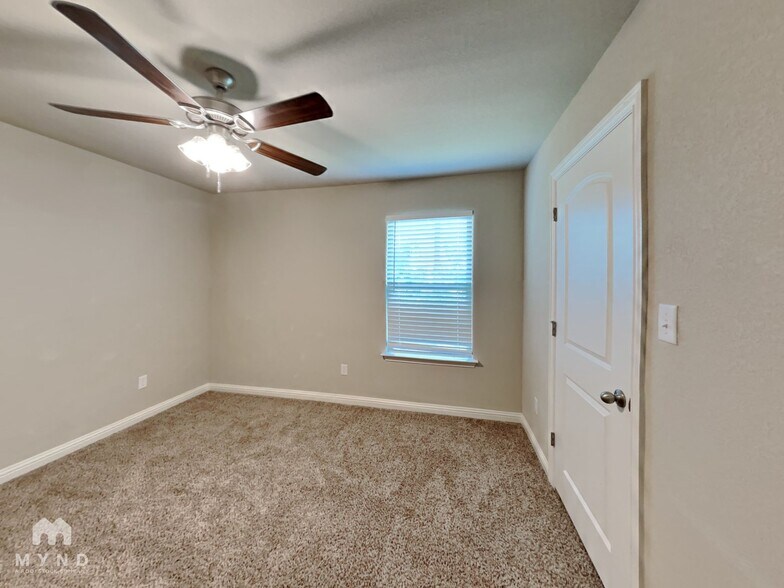 Building Photo - 786 Rolling Terrace Cir