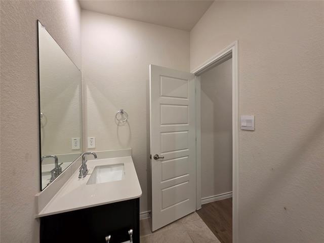 Building Photo - 10108 Boxwood Wy