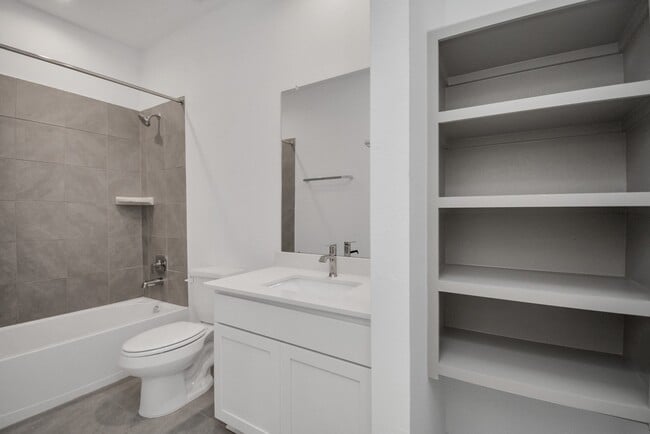 Building Photo - 3406 Harper Mdw Ln