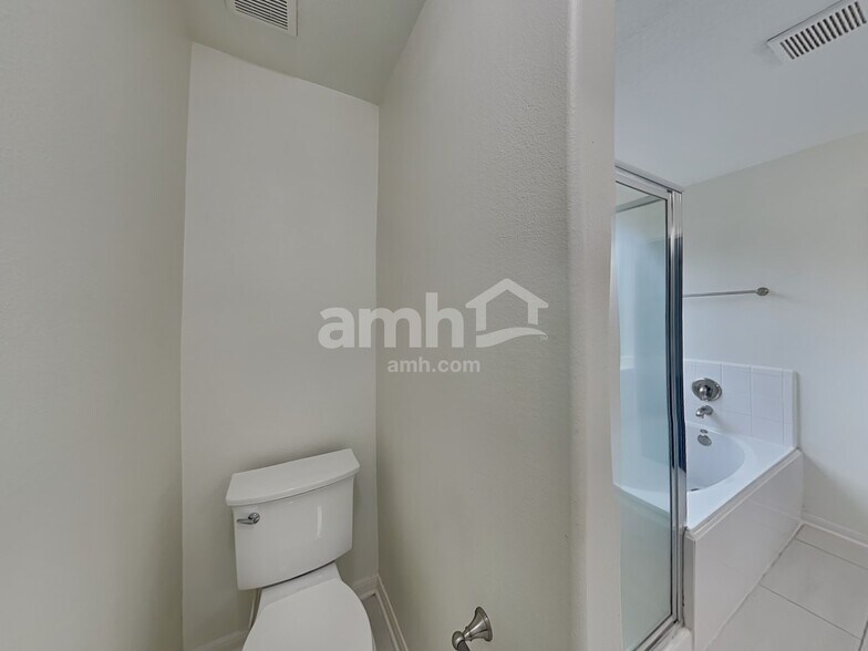 Building Photo - 31702 Regal Park Ct