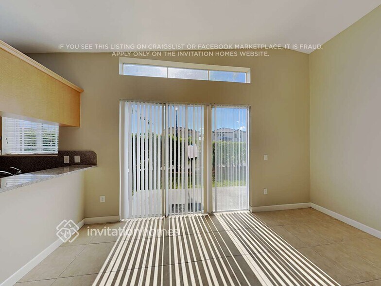 Building Photo - 6401 SW 162nd Ct