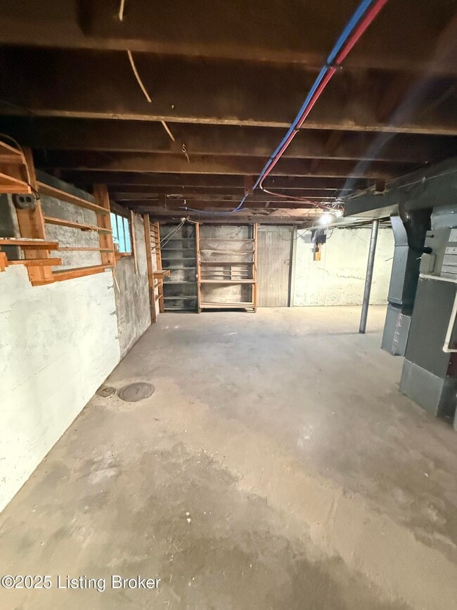 Building Photo - 1620 Sale Ave