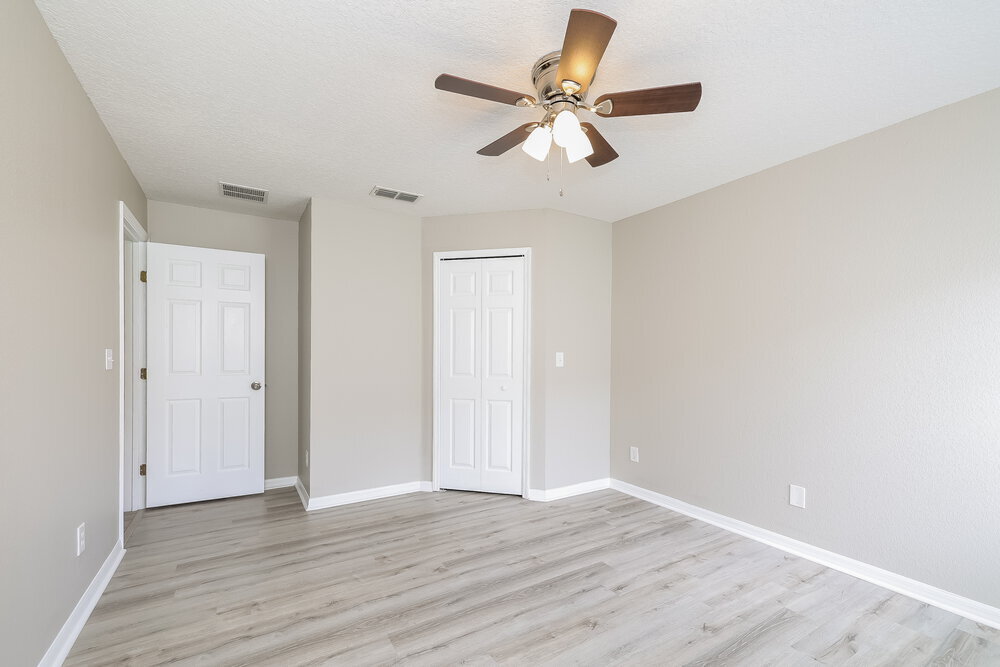 Building Photo - 4619 Woodford Dr