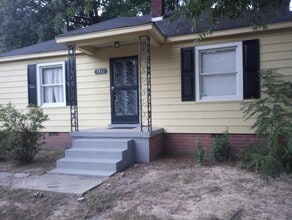 Building Photo - 3812 Rhodes Ave