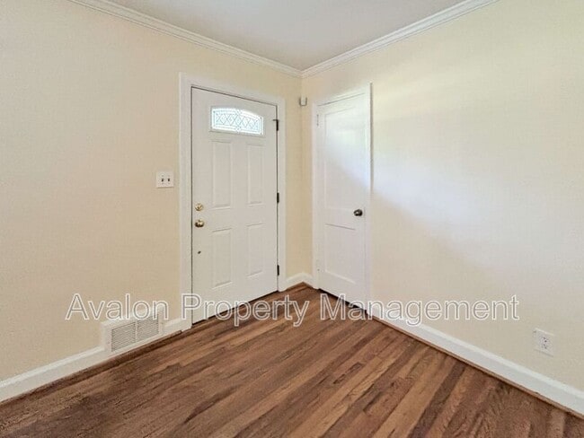 Building Photo - 6058 Harleston Rd NE