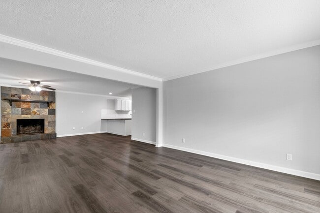 Building Photo - Sherwood Rental